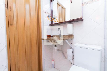 Casa para alugar com 75m², 2 quartos e sem vaga Casa para alugar com 75m², 2 quartos e sem vagaBanheiro
