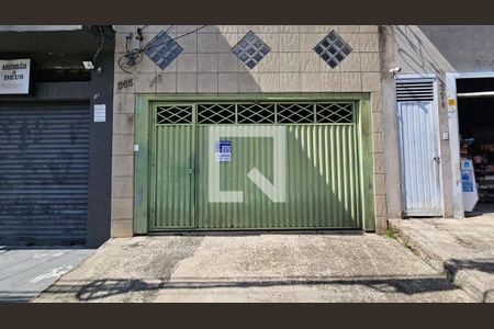 Casa para alugar com 75m², 2 quartos e sem vaga Casa para alugar com 75m², 2 quartos e sem vagaFachada/Placa