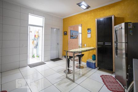 Casa à venda com 238m², 3 quartos e 2 vagas Casa à venda com 238m², 3 quartos e 2 vagasCozinha