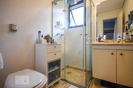 Apartamento para alugar com 240m², 4 quartos e 4 vagasBanheiro 2 da suíte 3