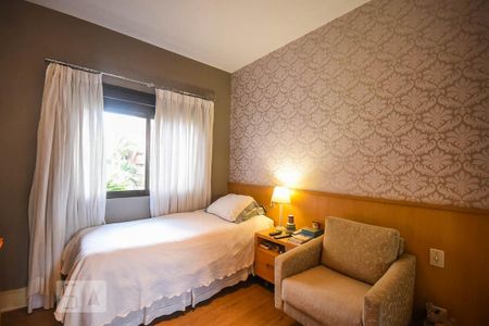 Apartamento para alugar com 240m², 4 quartos e 4 vagasSuíte 1