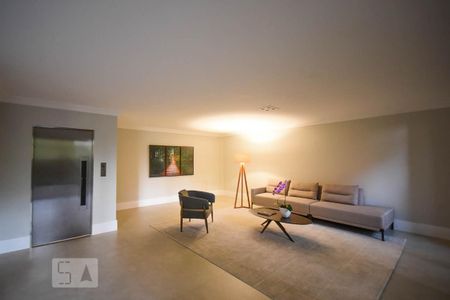 Apartamento para alugar com 240m², 4 quartos e 4 vagasHall social