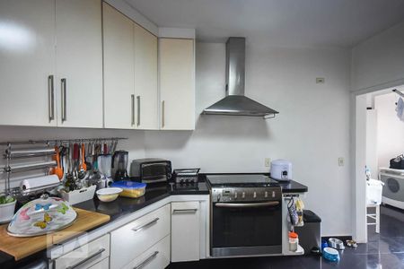 Apartamento para alugar com 240m², 4 quartos e 4 vagasCozinha