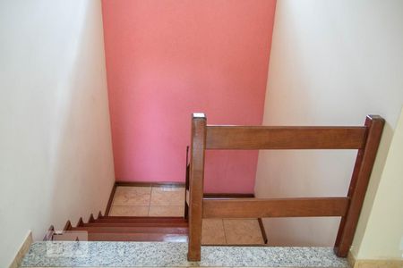 Escada Entrada da Sala de casa à venda com 3 quartos, 300m² em Loteamento Parque São Martinho, Campinas