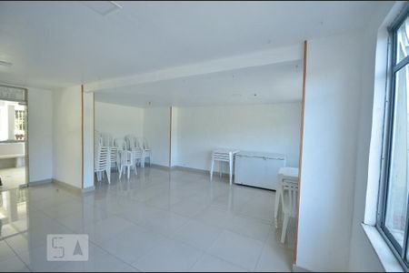 Apartamento para alugar com 96m², 2 quartos e 1 vagaÁrea comum - Salão de festas