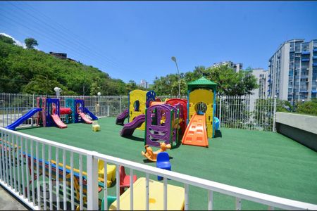 Apartamento para alugar com 96m², 2 quartos e 1 vagaÁrea Comum - Playground