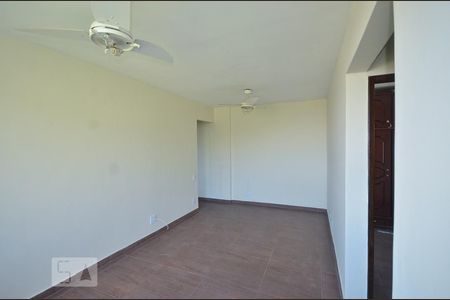 Sala de apartamento para alugar com 2 quartos, 96m² em Engenhoca, Niterói