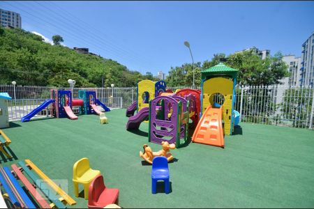 Apartamento para alugar com 96m², 2 quartos e 1 vagaÁrea Comum - Playground