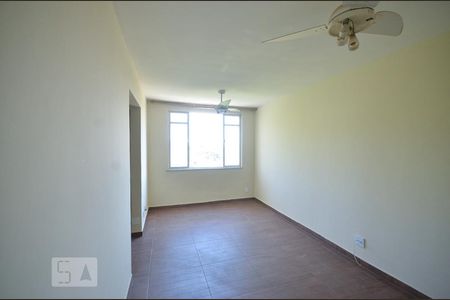 Sala de apartamento para alugar com 2 quartos, 96m² em Engenhoca, Niterói