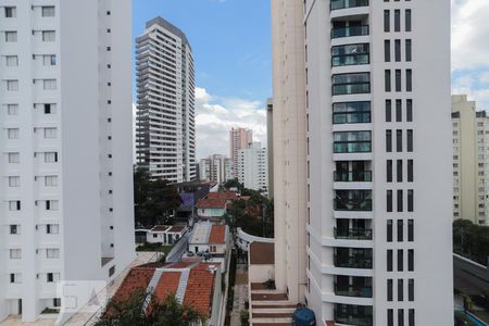 Vista de apartamento à venda com 4 quartos, 225m² em Lapa, São Paulo