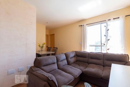 Sala de apartamento à venda com 2 quartos, 58m² em Vila Carmosina, São Paulo