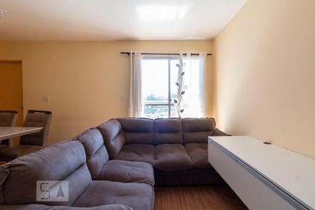 Sala de apartamento à venda com 2 quartos, 58m² em Vila Carmosina, São Paulo