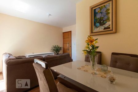 Sala de apartamento à venda com 2 quartos, 58m² em Vila Carmosina, São Paulo