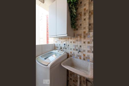 Apartamento à venda com 58m², 2 quartos e 1 vaga Apartamento à venda com 58m², 2 quartos e 1 vagaÁrea de Serviço