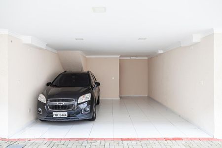 Garagem de casa de condomínio à venda com 2 quartos, 125m² em Vila Pires, Santo André