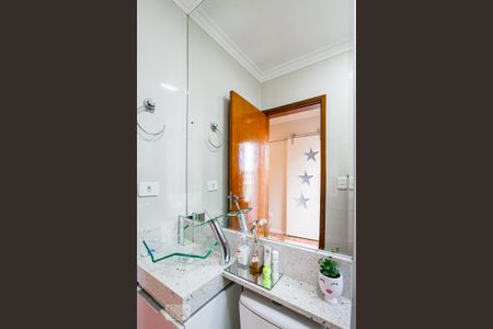 Banheiro da Suíte de casa de condomínio à venda com 2 quartos, 125m² em Vila Pires, Santo André