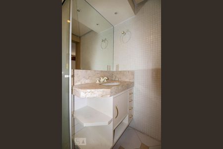 Apartamento à venda com 80m², 2 quartos e 1 vagaBanheiro da Suíte