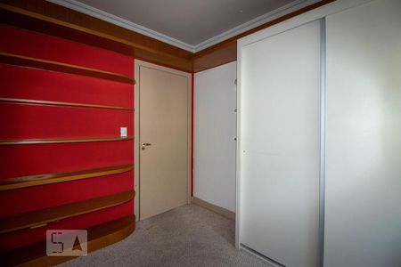 Quarto de apartamento à venda com 2 quartos, 80m² em Moinhos de Vento, Porto Alegre