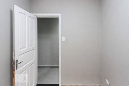 Casa para alugar com 30m², 2 quartos e 1 vagaQuarto