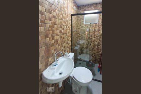 Banheiro de casa à venda com 2 quartos, 33m² em Chácara Mafalda, São Paulo