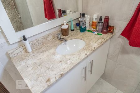 Casa à venda com 240m², 5 quartos e 3 vagasBanheiro