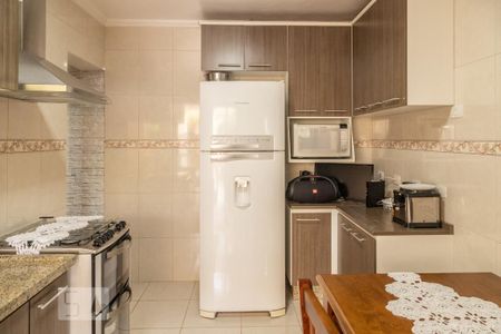 Casa à venda com 240m², 5 quartos e 3 vagasEdícula - Cozinha