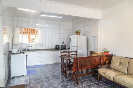 Sala e cozinha de casa à venda com 5 quartos, 240m² em Burgo Paulista, São Paulo
