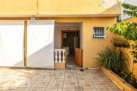 Casa à venda com 240m², 5 quartos e 3 vagasQuintal