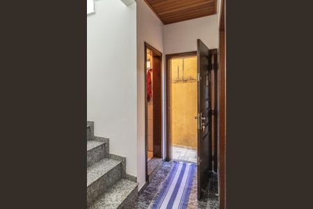Casa à venda com 240m², 5 quartos e 3 vagasCorredor