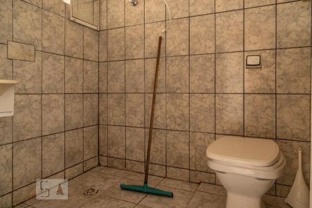 Casa à venda com 240m², 5 quartos e 3 vagasBanheiro