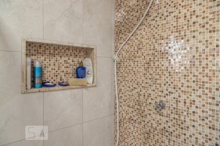 Casa à venda com 240m², 5 quartos e 3 vagasBanheiro