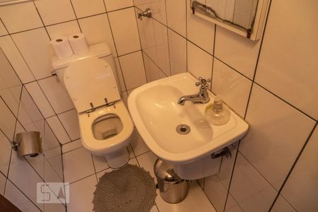 Casa à venda com 240m², 5 quartos e 3 vagasLavabo