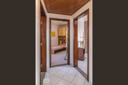 Casa à venda com 240m², 5 quartos e 3 vagasHall dos quartos