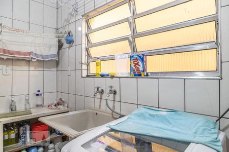 Casa à venda com 240m², 5 quartos e 3 vagasÁrea de Serviço