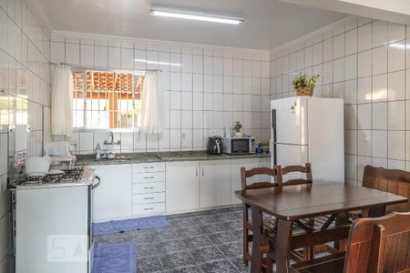 Casa à venda com 240m², 5 quartos e 3 vagasCozinha