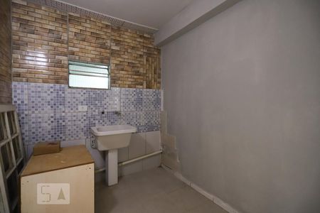 Casa para alugar com 72m², 2 quartos e sem vagaLavanderia