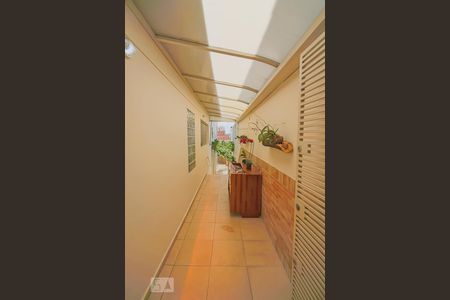 Casa para alugar com 125m², 2 quartos e 2 vagas Casa para alugar com 125m², 2 quartos e 2 vagasCorredor