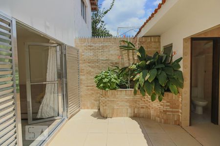 Casa para alugar com 125m², 2 quartos e 2 vagas Casa para alugar com 125m², 2 quartos e 2 vagasLavanderia Quintal