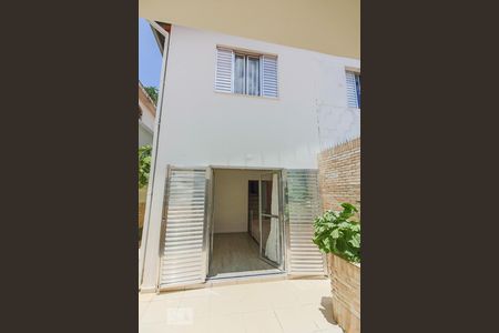 Casa para alugar com 125m², 2 quartos e 2 vagas Casa para alugar com 125m², 2 quartos e 2 vagasLavanderia Quintal