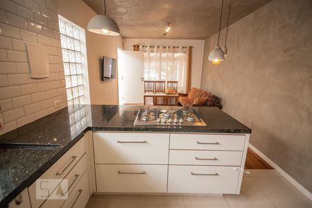 Cozinha de casa para alugar com 2 quartos, 125m² em Cidade dos Bandeirantes, São Paulo