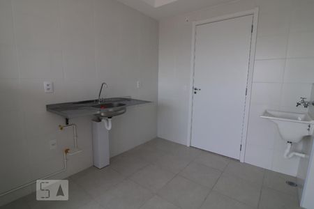 Cozinha de apartamento para alugar com 1 quarto, 27m² em Jardim Adutora, São Paulo