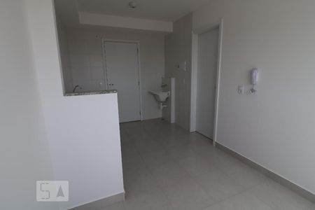 Sala de apartamento para alugar com 1 quarto, 27m² em Jardim Adutora, São Paulo