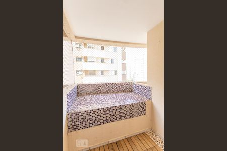 Sacada Sala de apartamento à venda com 3 quartos, 60m² em Vila Pompéia, São Paulo