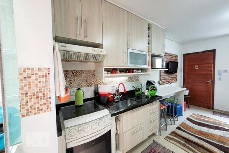 Cozinha de casa de condomínio para alugar com 2 quartos, 60m² em Vila Santa Isabel, São Paulo