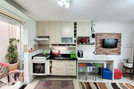 Cozinha de casa de condomínio para alugar com 2 quartos, 60m² em Vila Santa Isabel, São Paulo
