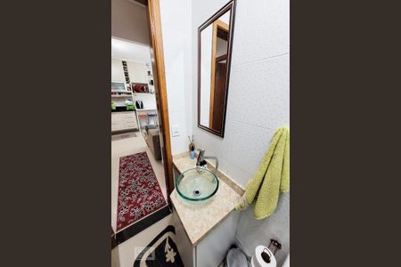 Casa de condomínio para alugar com 60m², 2 quartos e 1 vagaBanheiro
