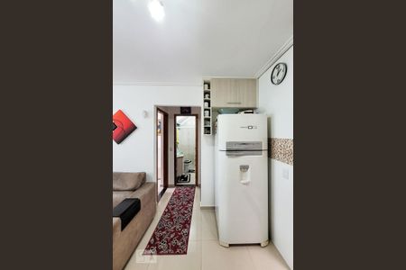 Cozinha de casa de condomínio para alugar com 2 quartos, 60m² em Vila Santa Isabel, São Paulo