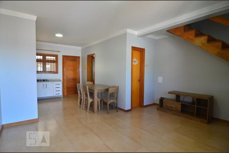 Sala de casa para alugar com 2 quartos, 110m² em Igara, Canoas