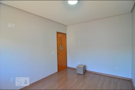 Quarto 1 de casa para alugar com 2 quartos, 110m² em Igara, Canoas