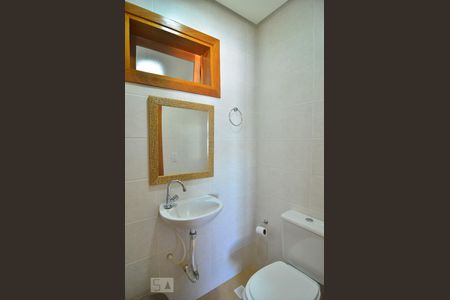 Lavabo de casa para alugar com 2 quartos, 110m² em Igara, Canoas